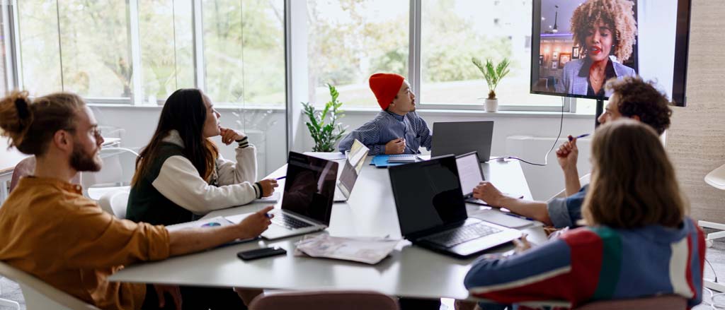 Il est écrit : « La flexibilité du lieu de travail vous préoccupe? Voici comment nous pouvons vous aider ». 